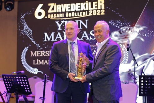 Zirvedekiler Brand of the Year Award